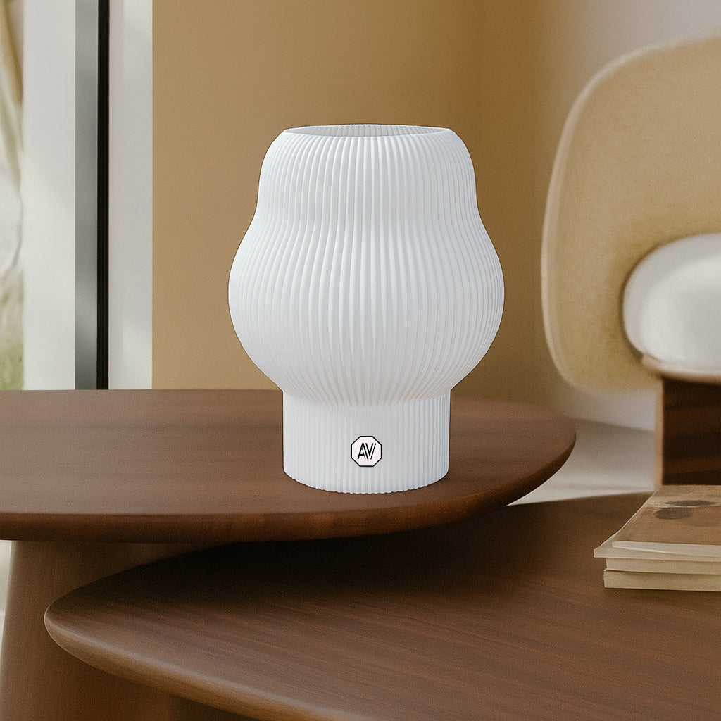 Lampe AubeVolume Cloud M – design blanc épuré – en plastique recyclé – création durable fabriquée en France.