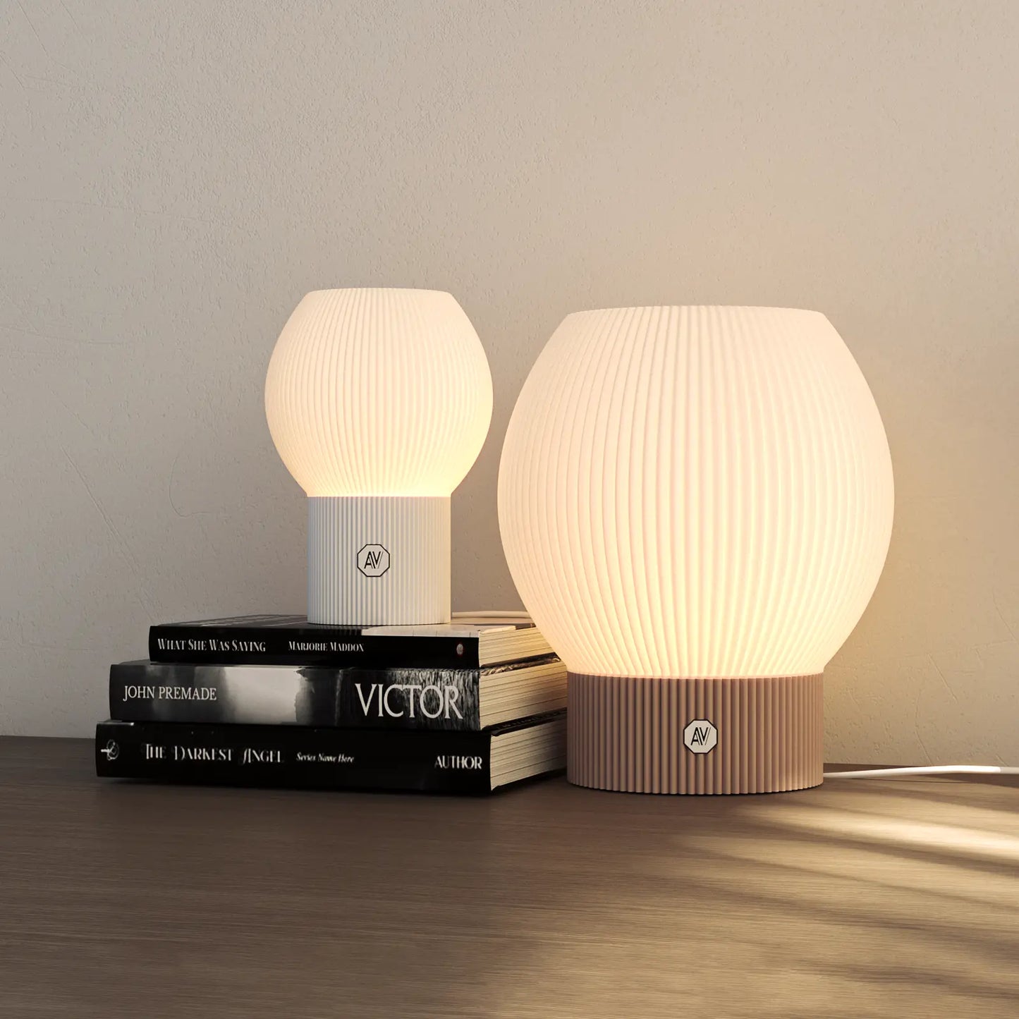 Lampe design AubeVolume LINEA S et L — duo de lampes écoresponsables avec éclairage LED doux